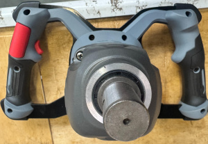 мотобуры AM‑20B профессиональные Челябинск, шнеки большого диаметра, принадлежности для строительных работ, купить мощный мотобур, бензобуры для стройки, шнеки для тяжёлого грунта, цены на профессиональные буры, доставка по Челябинску, магазины строительного инструмента, оригинальные насадки, Челябинск буровое оборудование, продажа мотобуров для строительства, аксессуары для бурения, земляные работы, сервис и ремонт, Челябинск мотобур магазин, оптовые цены, буры с гарантией