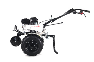 Купить мотоблок с навесным оборудованием в Челябинске — всё в комплекте.