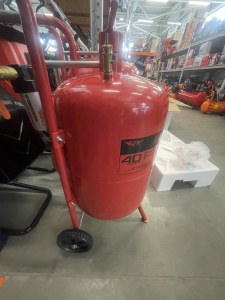 компрессор поршневой Челябинск, пневмоинструмент набор, комплектующие компрессор, купить недорого, в наличии
