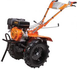 Купить мотоблок с навесным оборудованием в Челябинске — всё в комплекте.