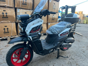 экипировка для мотоциклистов, шлемы, мотоперчатки, защита, запчасти для скутеров, аксессуары для квадроциклов, сумки для мототехники, чехлы на скутер
