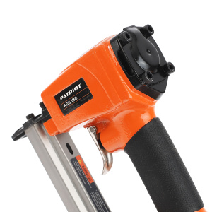 компрессор поршневой Челябинск, пневмоинструмент набор, комплектующие компрессор, купить недорого, в наличии
