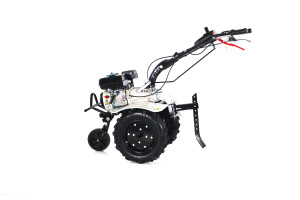 Купить мотоблок с навесным оборудованием в Челябинске — всё в комплекте.